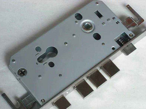 文山24小时上门开锁公司