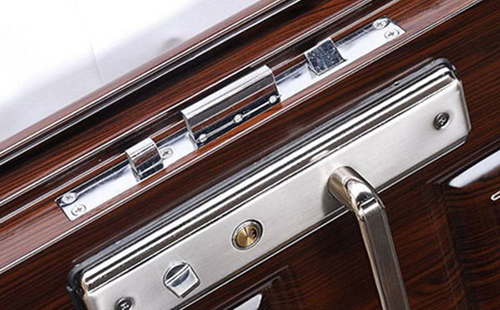 文山24小时上门开锁公司